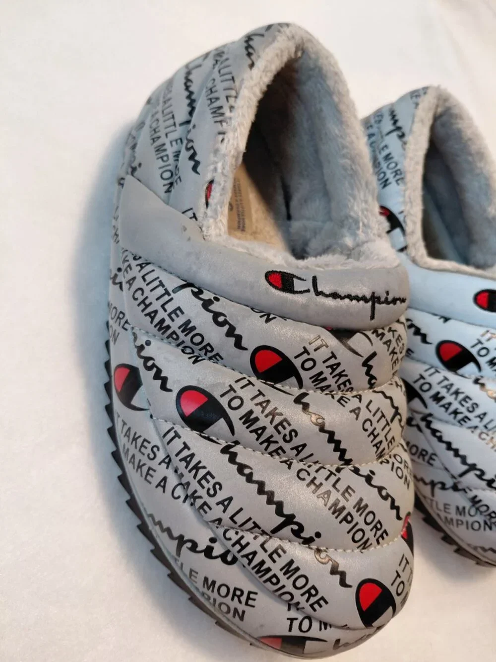 Champion Varsity Reflective Silver & Black Slippers Size 6M